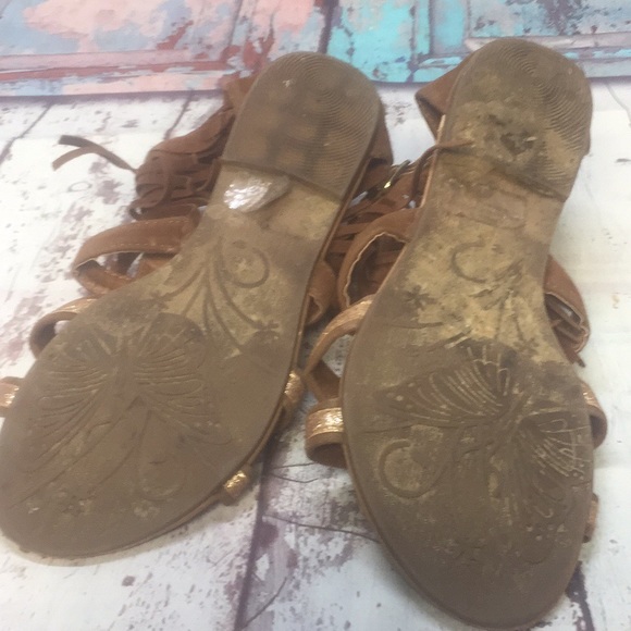 SALE ππ LINK Strappy Fringe Girls Sandals - Picture 5 of 6